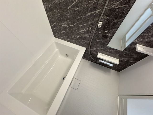 バス・シャワールーム　※同タイプの写真です。