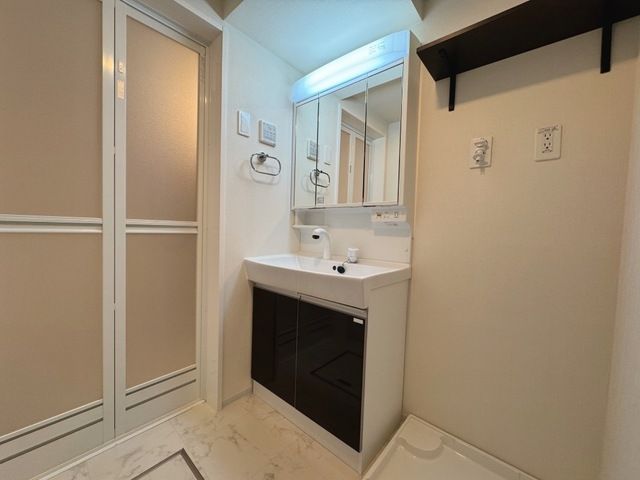 洗面設備　※同タイプの写真です。