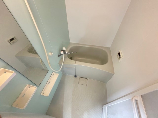 バス・シャワールーム　別号室の参考写真です♪