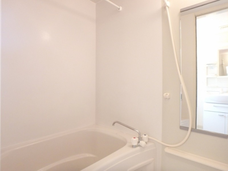 バス・シャワールーム　図面と現状に相違がある場合には現状を優先