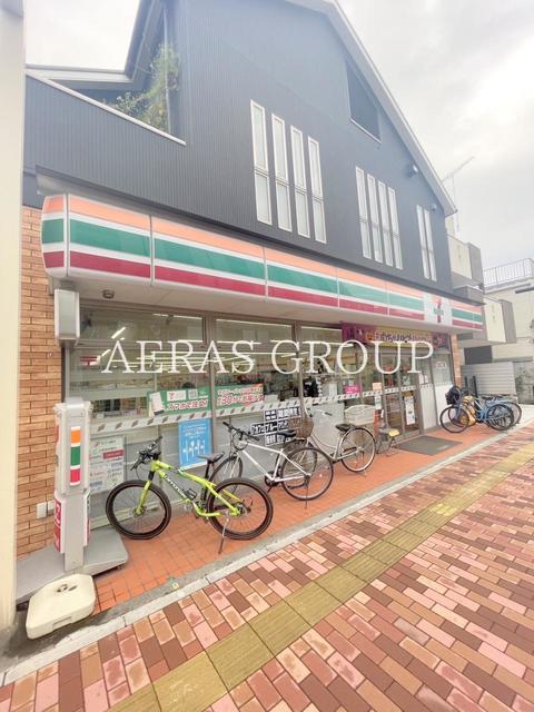 コンビニ　セブン-イレブン 板橋稲荷台店（コンビニ）まで218m