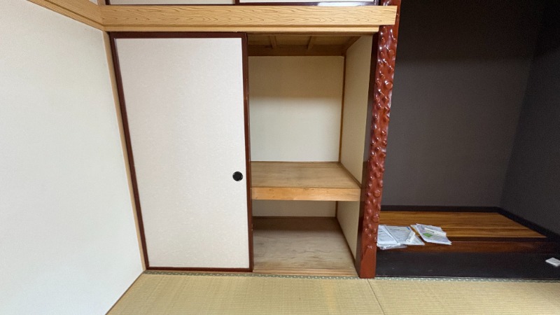 収納　押し入れ