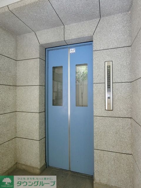 その他　エレベーター