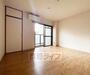 居室・リビング　落ち着いた雰囲気のお部屋です