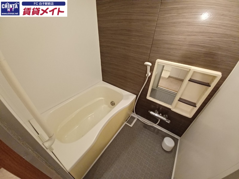 バス・シャワールーム　別部屋参考写真です