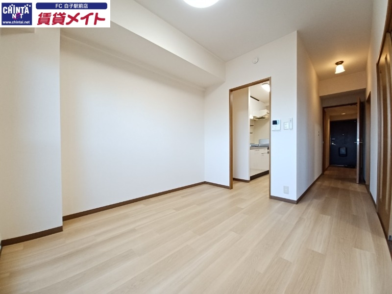 居室・リビング　別部屋参考写真です