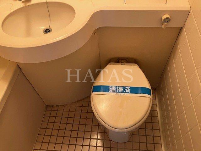 トイレ　同物件別部屋です