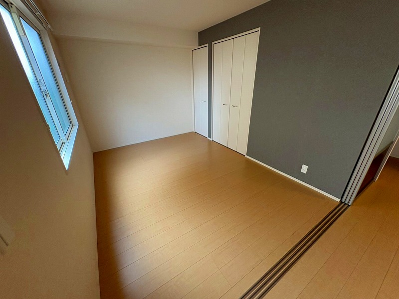 その他部屋・スペース　落ち着いて過ごせるお部屋なので、寝室にいかがでしょうか