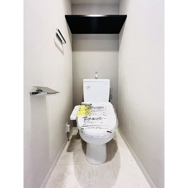 S-RESIDENCE名駅Westのトイレ写真