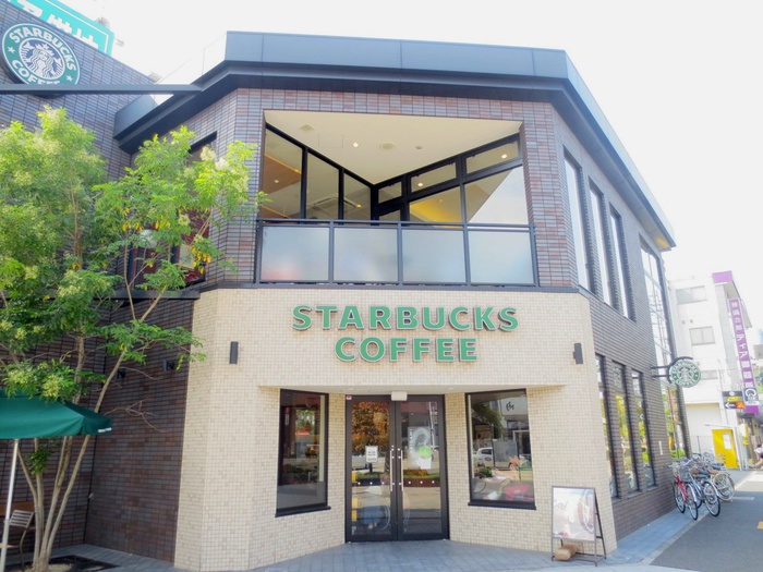 飲食店　スターバックス（飲食店）まで450m
