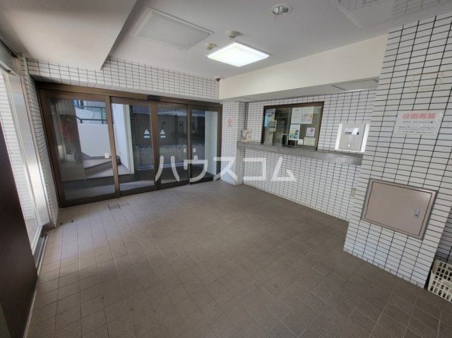 ホーユウパレス根岸IIの外観写真