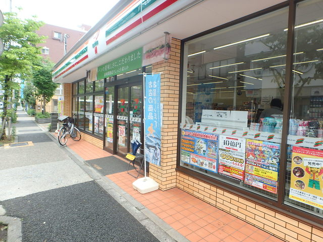 コンビニ　セブンイレブン墨田八広4丁目店（コンビニ）まで404m