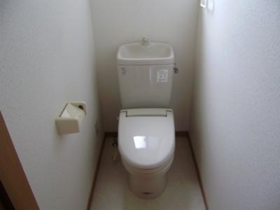 矢澤様戸建のトイレ写真