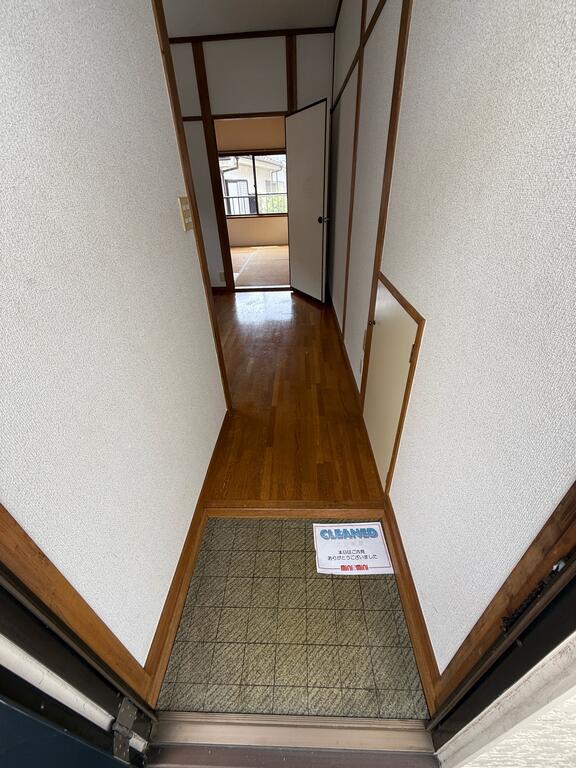 スズキハイツの玄関写真