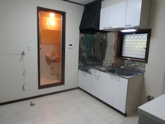 その他　退去前につき別のお部屋の写真です。