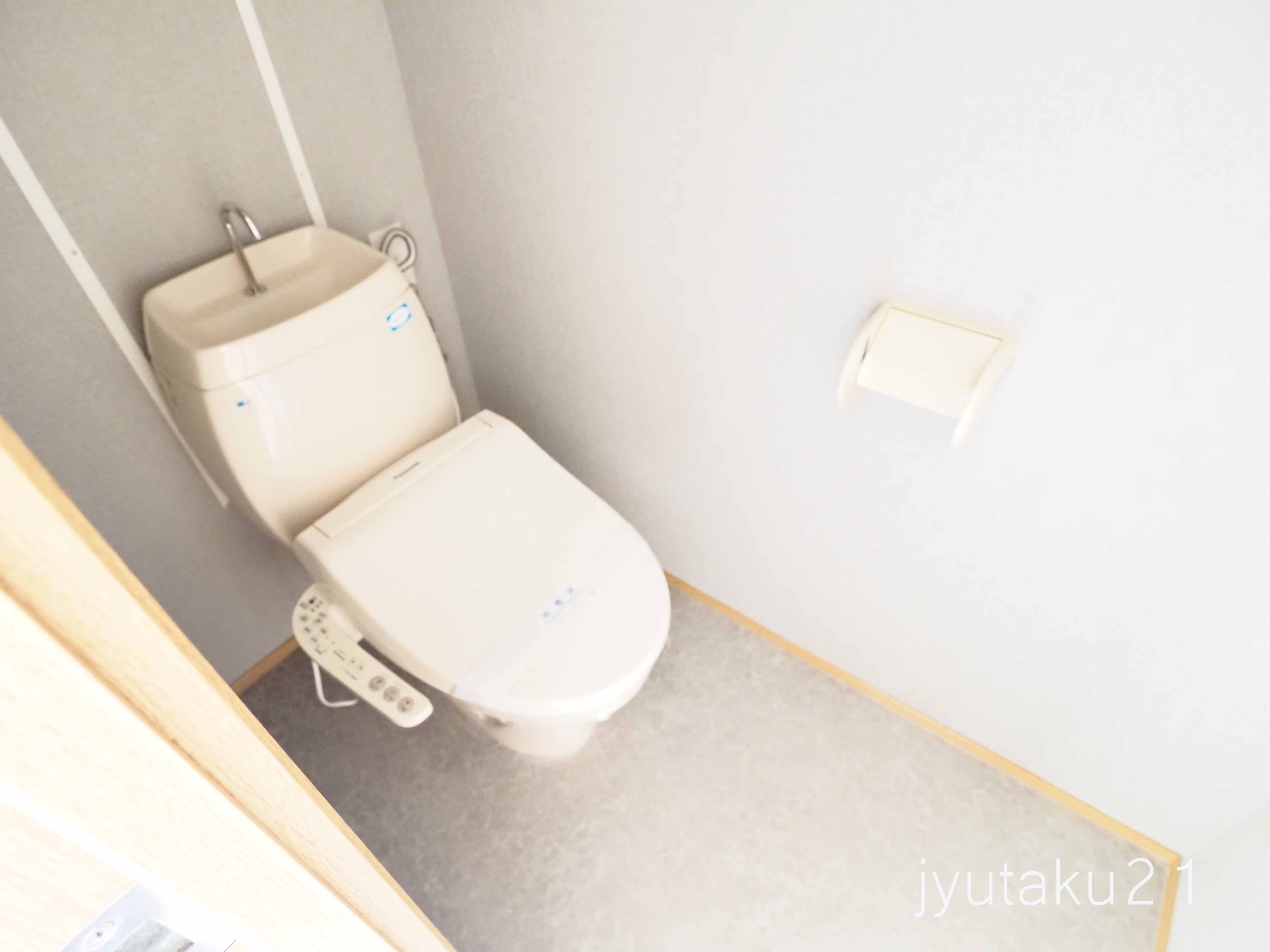 ＪＲ牟岐線 阿波富田駅 徒歩25分 2階建 築32年のトイレ写真