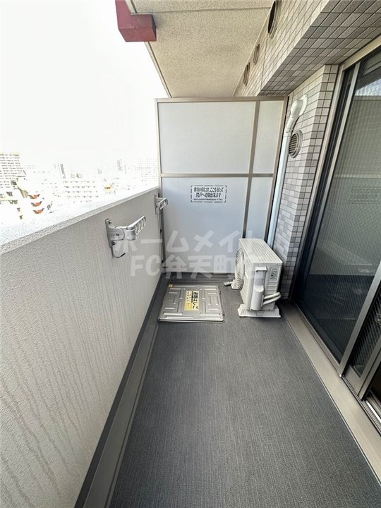 バルコニー　陽当たり良好なバルコニーです
