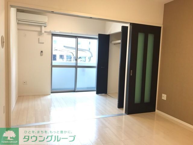 仙台市地下鉄東西線 宮城野通駅 徒歩7分 5階建 築13年の居間写真