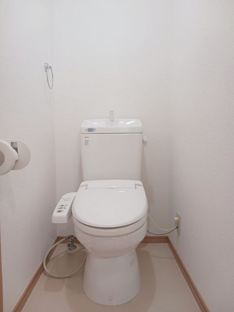 アミューズ千代のトイレ写真
