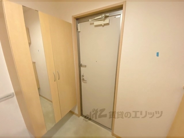レジェンド青山東棟の玄関写真