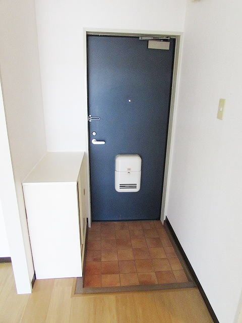 SELINE弐番館の玄関写真