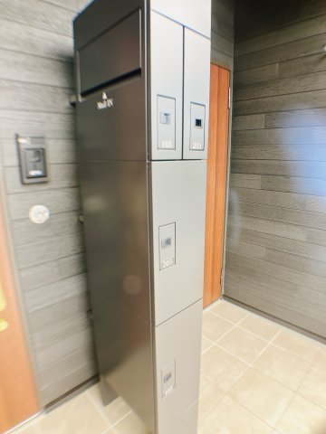 その他共有部分　おしゃれなポスト・宅配BOX♪