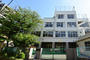 小学校　文京区立指ケ谷小学校（小学校）まで319m