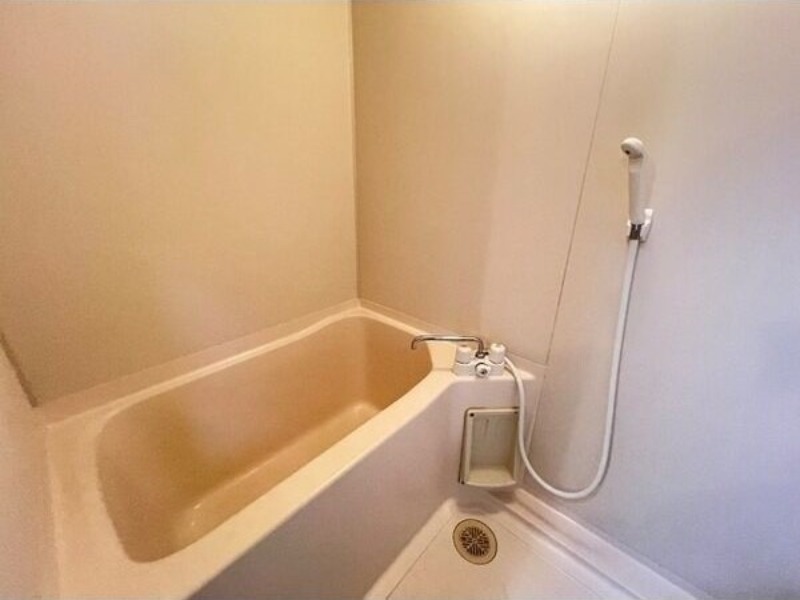 バス・シャワールーム　図面と現状に相違がある場合には現状を優先