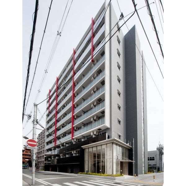 【神戸市兵庫区西柳原町のマンションの建物外観】