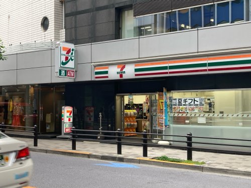 【東都赤坂コーポニのコンビニ】