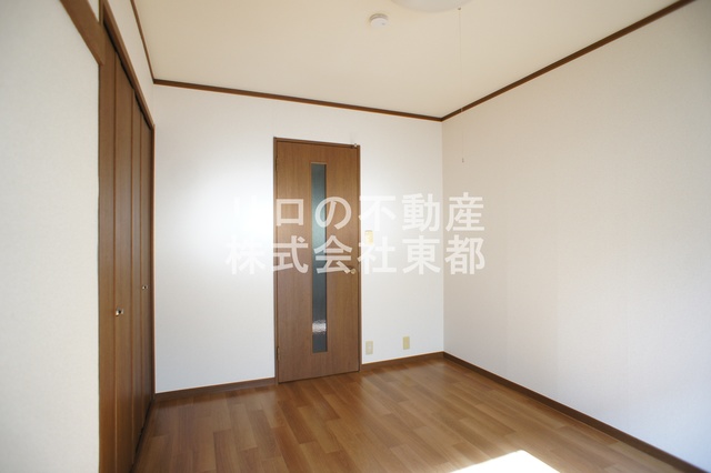 その他部屋・スペース　窓から暖かな日差しが入ります♪