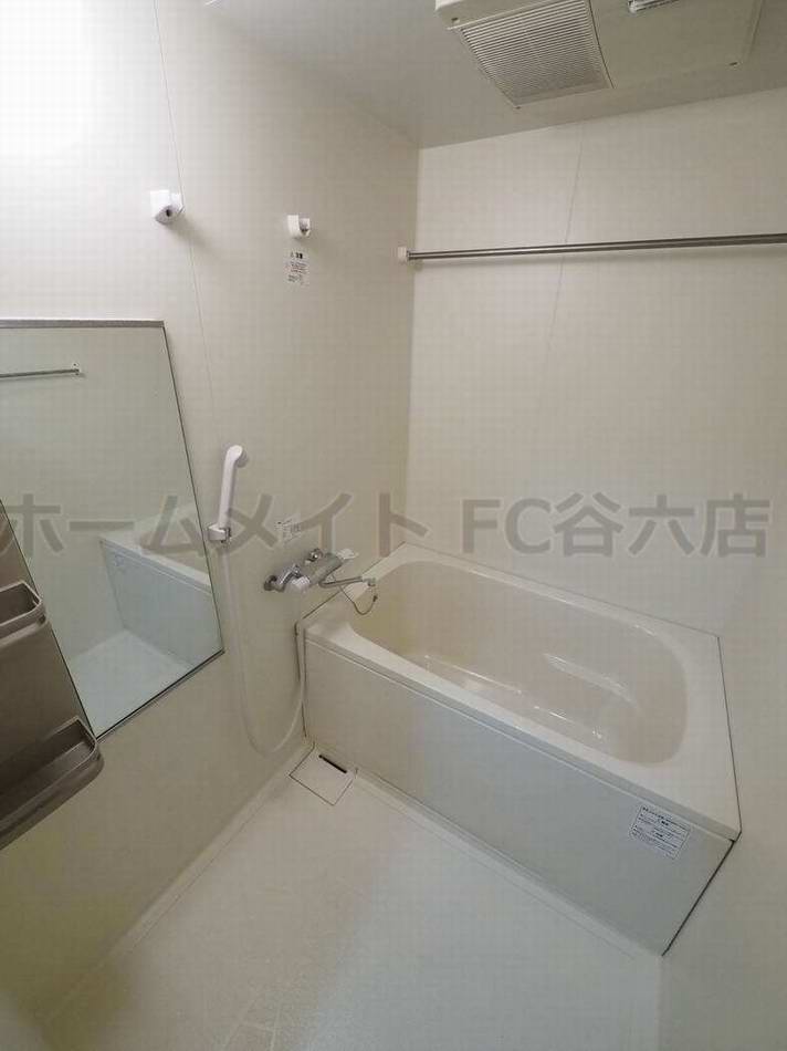 バス・シャワールーム　バス