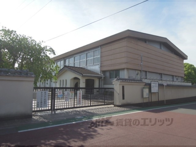 【クレアール郡山１の小学校】