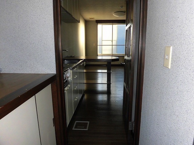 玄関　下駄箱付