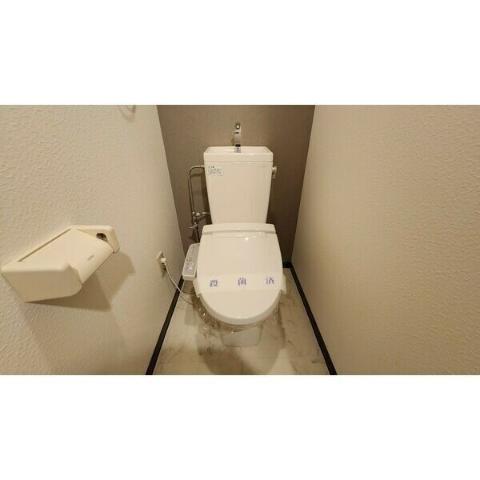 トイレ　シャワー付トイレ