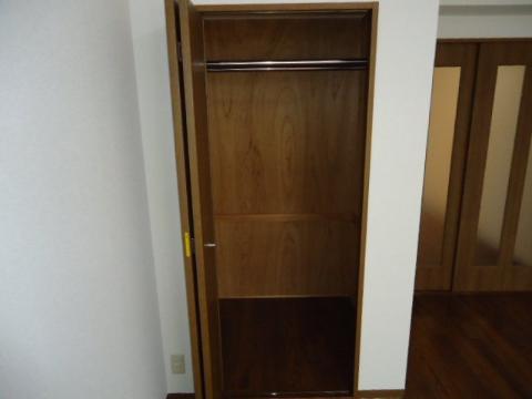 収納　クローゼット