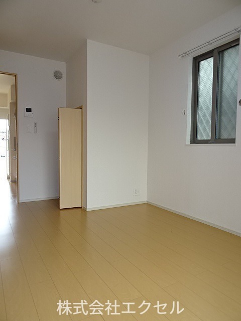 その他部屋・スペース　フローリングの室内です。
