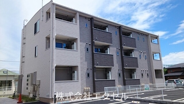 建物外観　羽村駅徒歩圏内です。