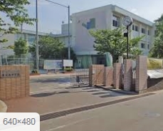 中学校　春日西中学校（中学校）まで510m