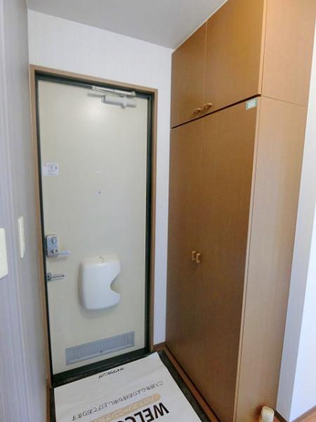 玄関　写真は別のお部屋のイメージです。現状優先。