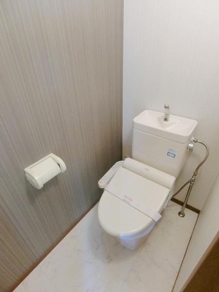 トイレ　写真は別のお部屋のイメージです。現状優先。