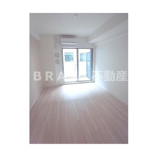 居室・リビング　【コンフォリア心斎橋EAST】おしゃれなリビングです