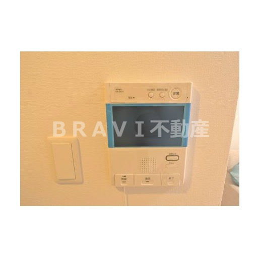 セキュリティ　【コンフォリア心斎橋EAST】モニター付きインターホン