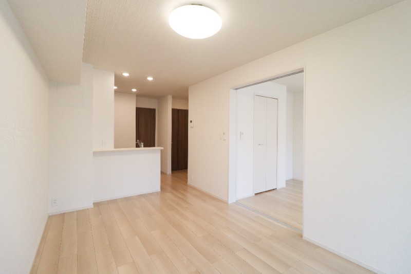 居室・リビング　図面と現状に相違がある場合には現状を優先