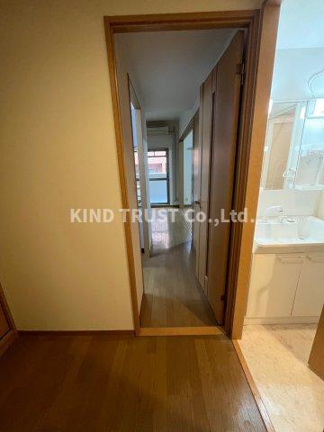 玄関　シンプルで使いやすい玄関です