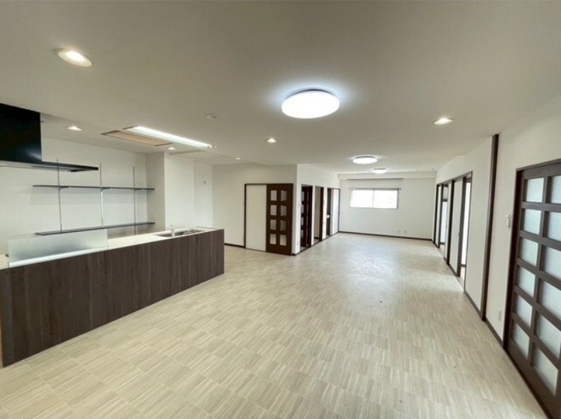 居室・リビング　図面と現状に相違がある場合には現状を優先