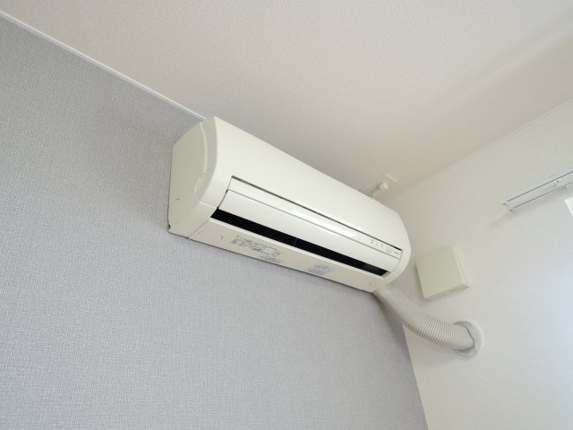 その他設備　リビングエアコン