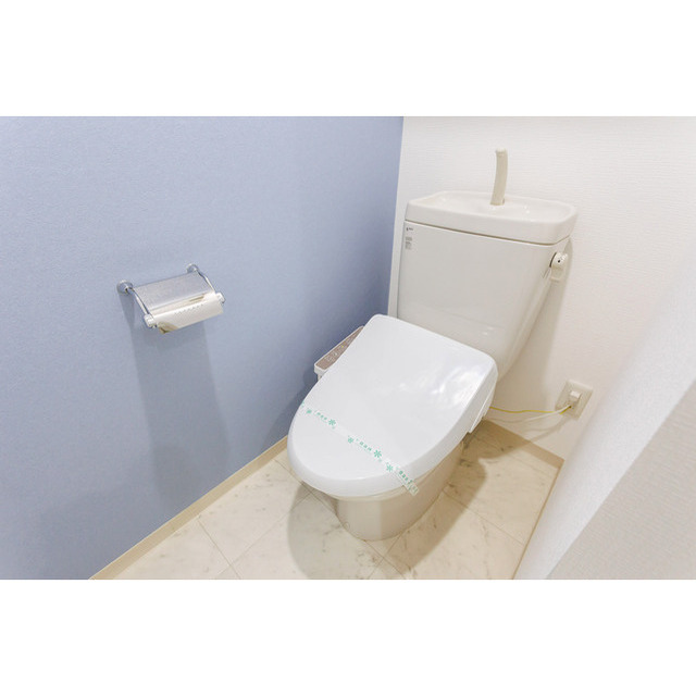 トイレ　清潔感のあるトイレです