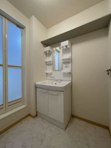 洗面設備　忙しい朝には欠かせない洗面所です