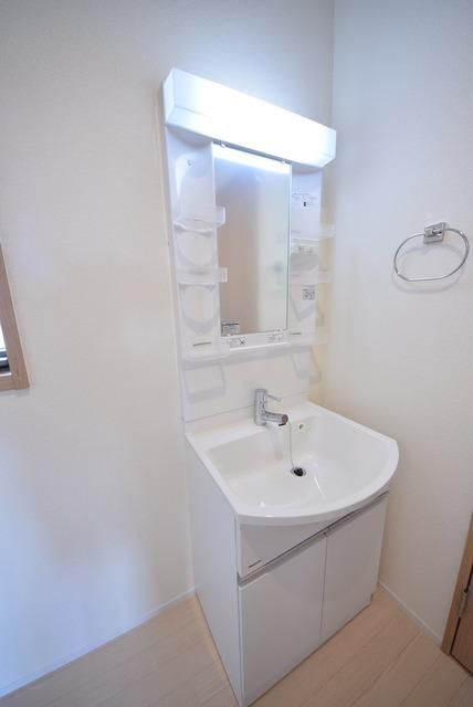 洗面設備　☆嬉しい独立洗面台☆